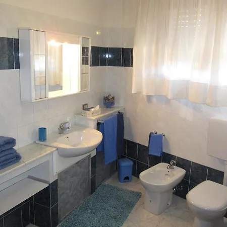 Magralu 2 Bed & Breakfast